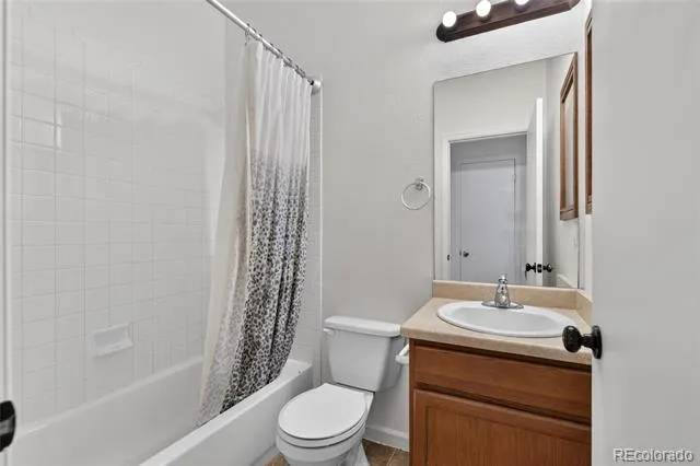 2837 Rose Hill Street Strasburg, CO 80136
