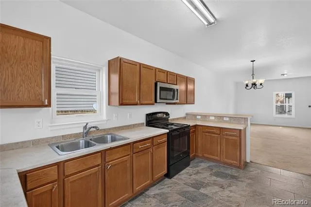 2837 Rose Hill Street Strasburg, CO 80136