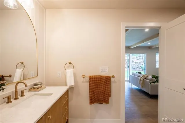 7706 S Madison Circle Centennial, CO 80122