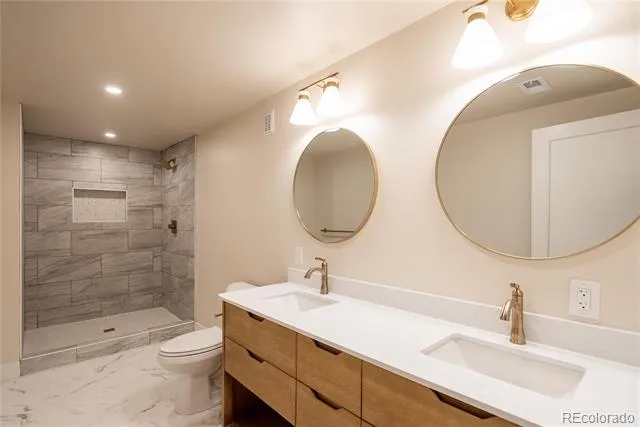 7706 S Madison Circle Centennial, CO 80122