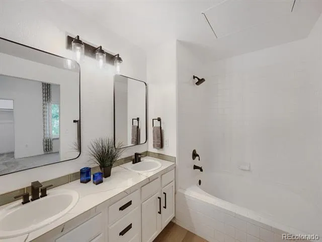 3928 Riviera Grove #201 Colorado Springs, CO 80922
