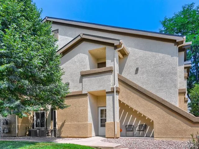 3928 Riviera Grove #201 Colorado Springs, CO 80922