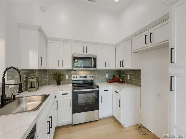 3928 Riviera Grove #201 Colorado Springs, CO 80922