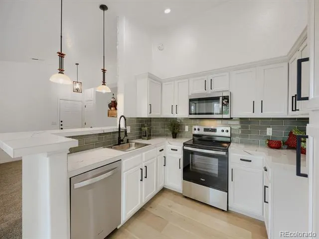 3928 Riviera Grove #201 Colorado Springs, CO 80922