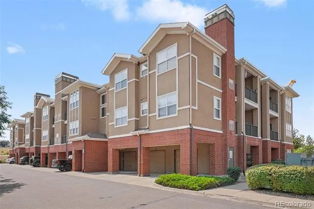 15540 Canyon Gulch Lane #208 Englewood, CO 80112
