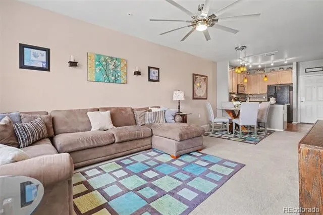 15540 Canyon Gulch Lane #208 Englewood, CO 80112