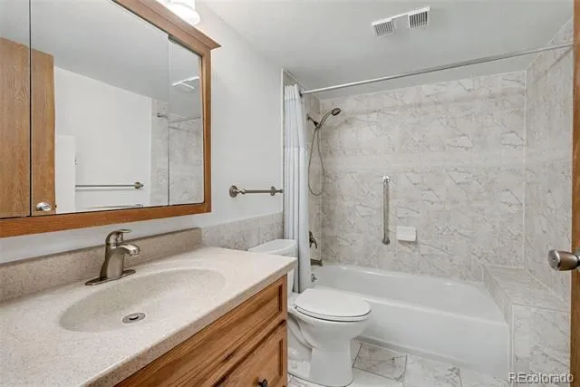 14390 E Marina Drive #302 Aurora, CO 80014