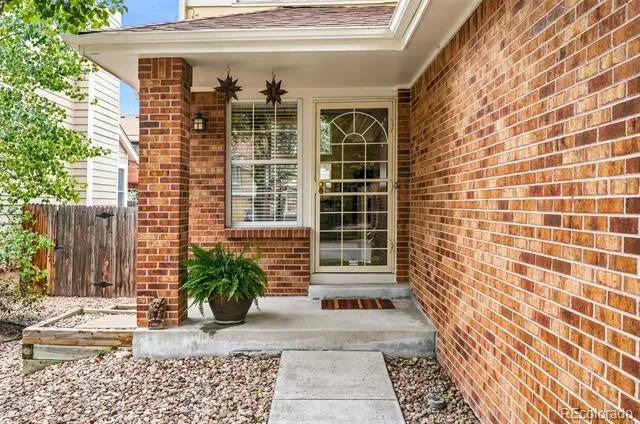 1570 S Roslyn Street Denver, CO 80231