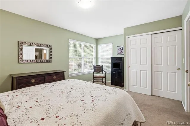 1570 S Roslyn Street Denver, CO 80231