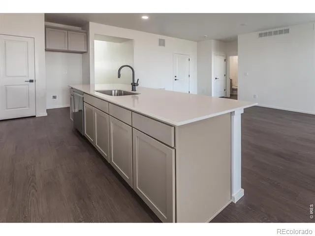 6100 Gault Road Timnath, CO 80547