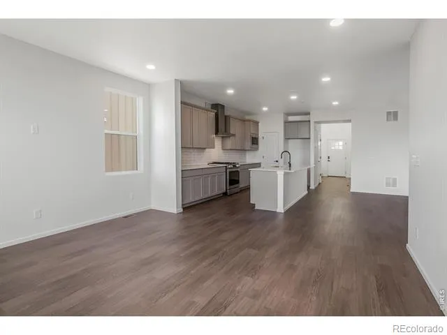 6100 Gault Road Timnath, CO 80547