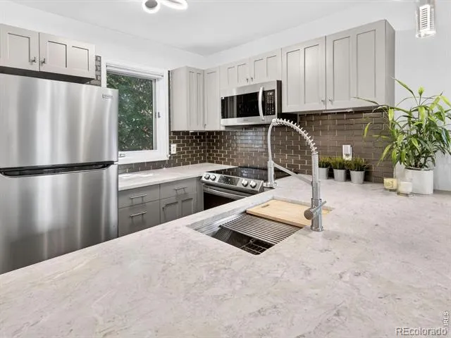 1633 18th Street #6 Boulder, CO 80302