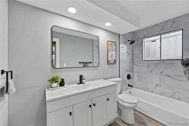 1259 Dearborn Street Aurora, CO 80011