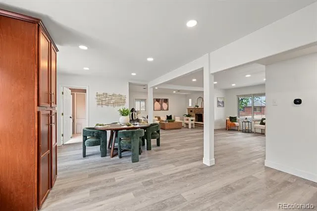 919 Troy Street Aurora, CO 80011