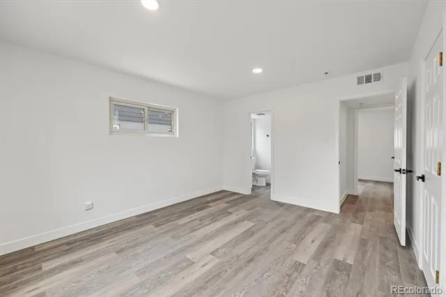 919 Troy Street Aurora, CO 80011