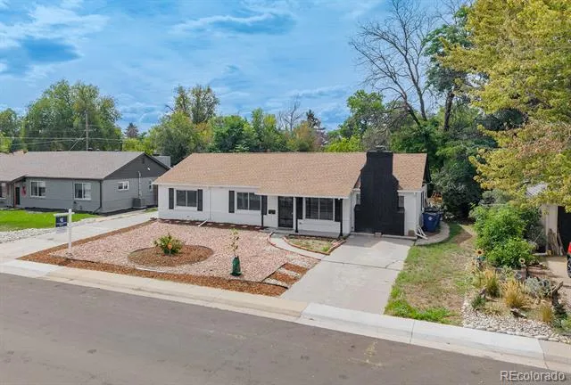 919 Troy Street Aurora, CO 80011