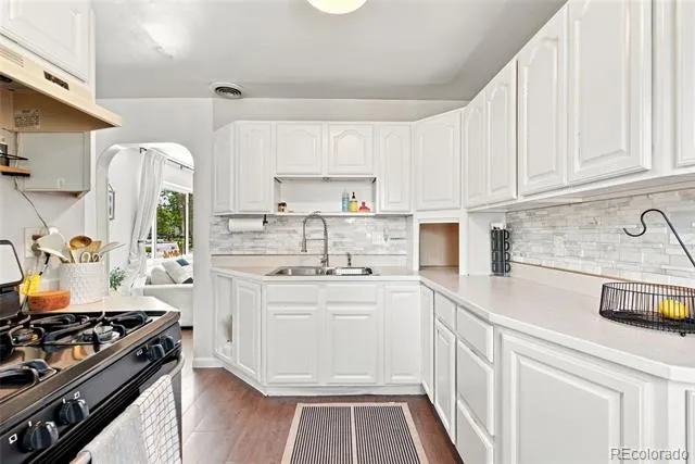 9095 Poze Boulevard Thornton, CO 80229