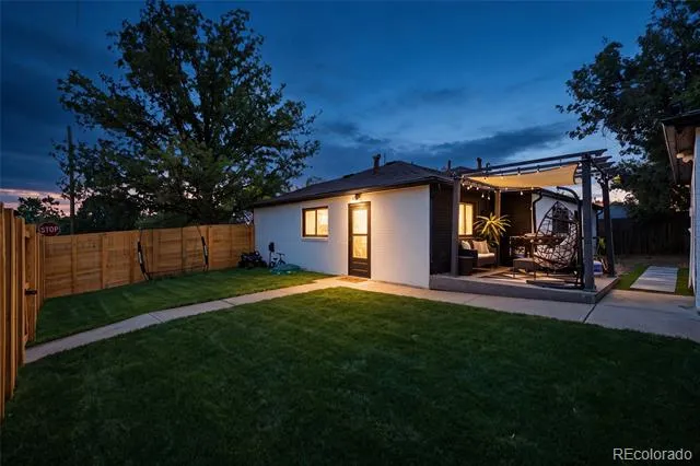 9095 Poze Boulevard Thornton, CO 80229
