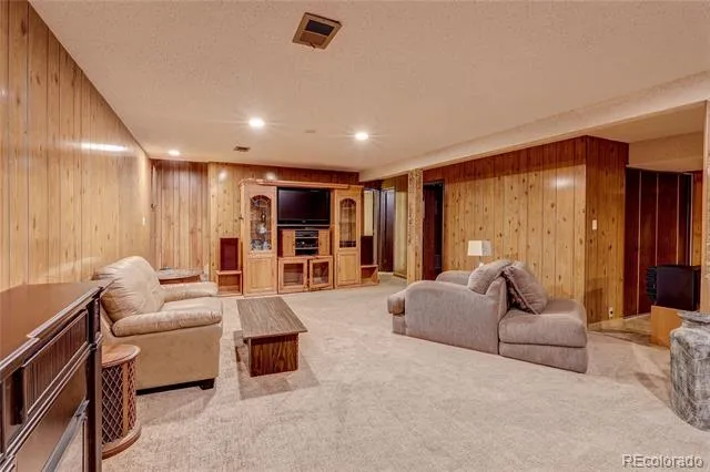 5092 Xanadu Street Denver, CO 80239