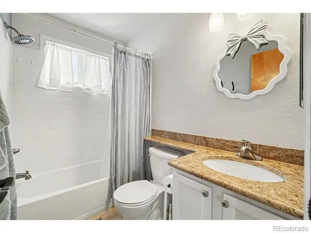 1433 Harvard Street Longmont, CO 80503