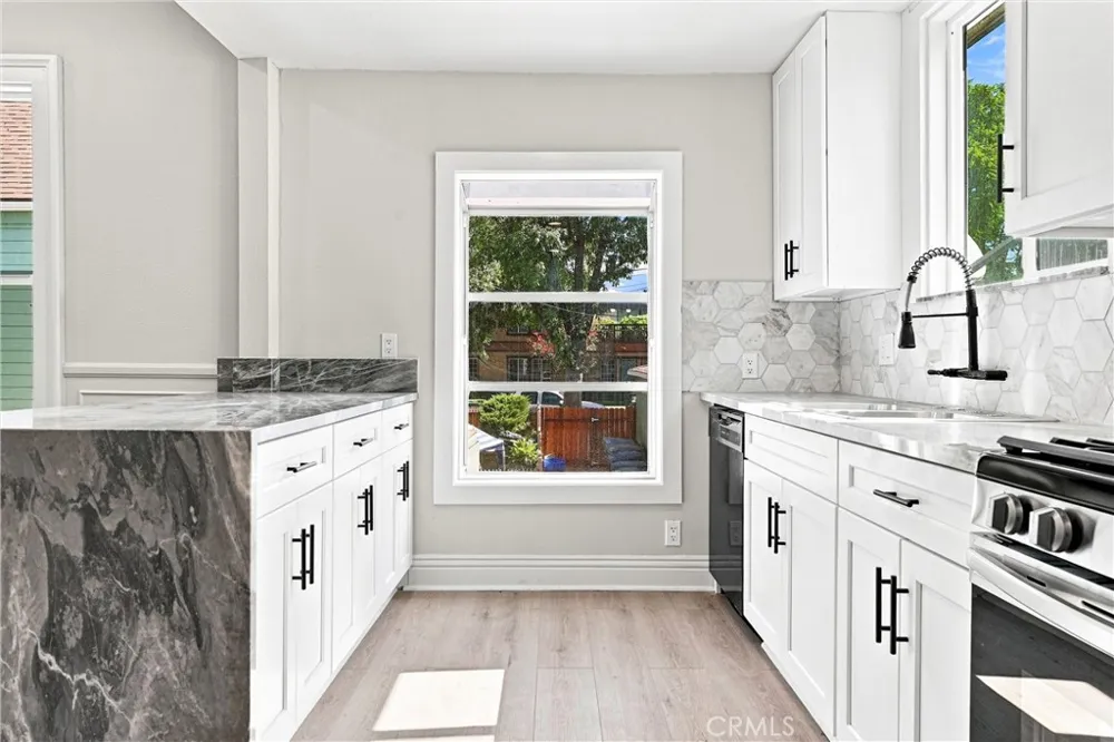 4224 Brockton Avenue Riverside, CA 92501
