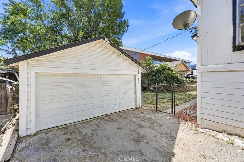 4224 Brockton Avenue Riverside, CA 92501