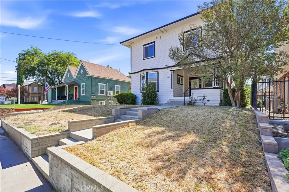 4224 Brockton Avenue Riverside, CA 92501