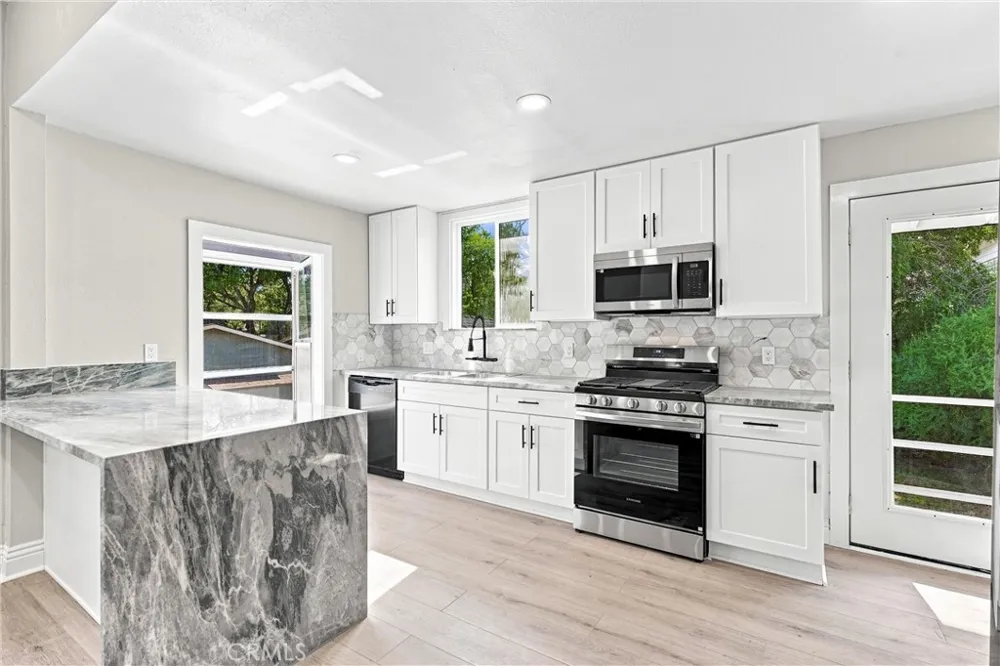 4224 Brockton Avenue Riverside, CA 92501