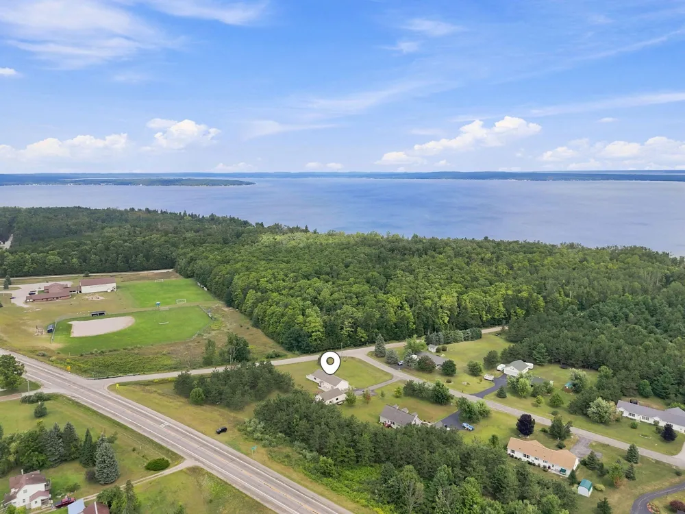2020 Lakeview Lane Alanson, MI 49706