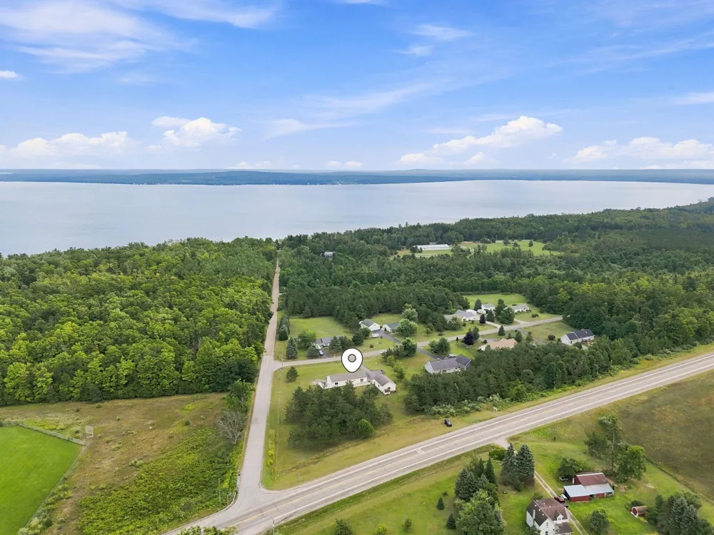 2020 Lakeview Lane Alanson, MI 49706