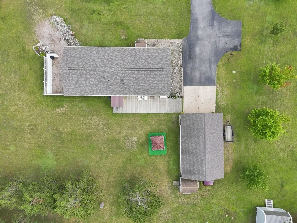 2020 Lakeview Lane Alanson, MI 49706