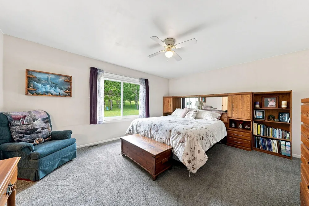 2020 Lakeview Lane Alanson, MI 49706