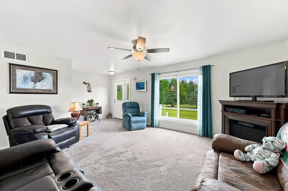 2020 Lakeview Lane Alanson, MI 49706