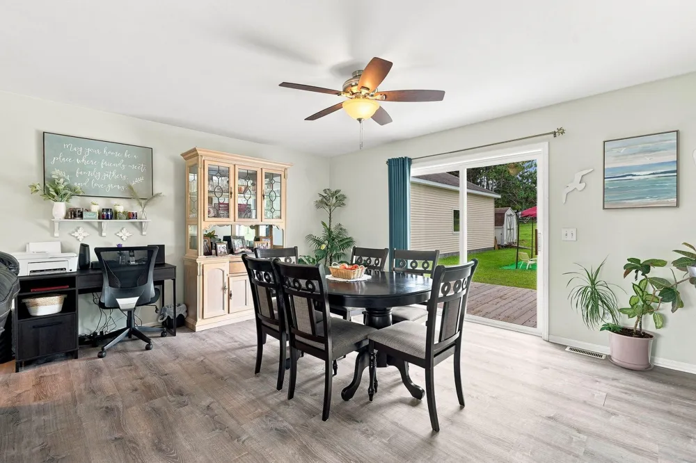 2020 Lakeview Lane Alanson, MI 49706