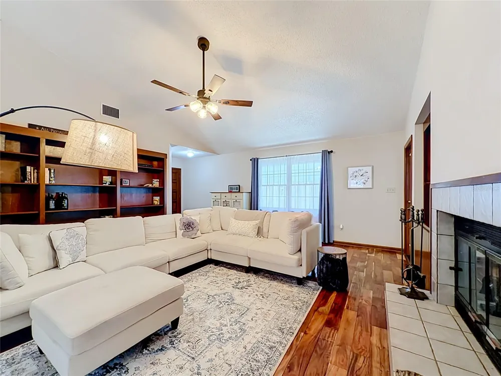 7104 BLEDSOE AVENUE Orlando, FL 32810