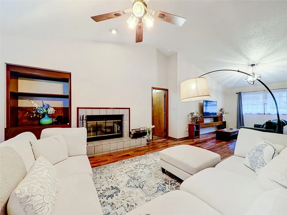 7104 BLEDSOE AVENUE Orlando, FL 32810