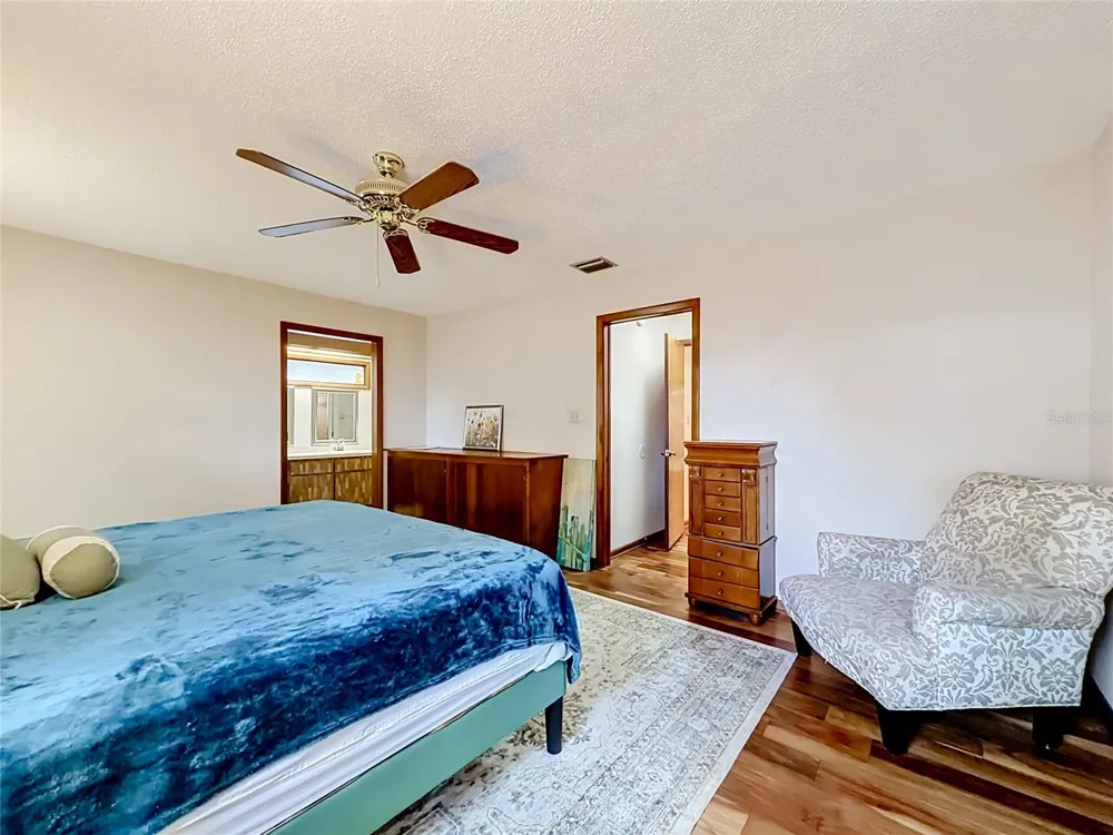 7104 BLEDSOE AVENUE Orlando, FL 32810