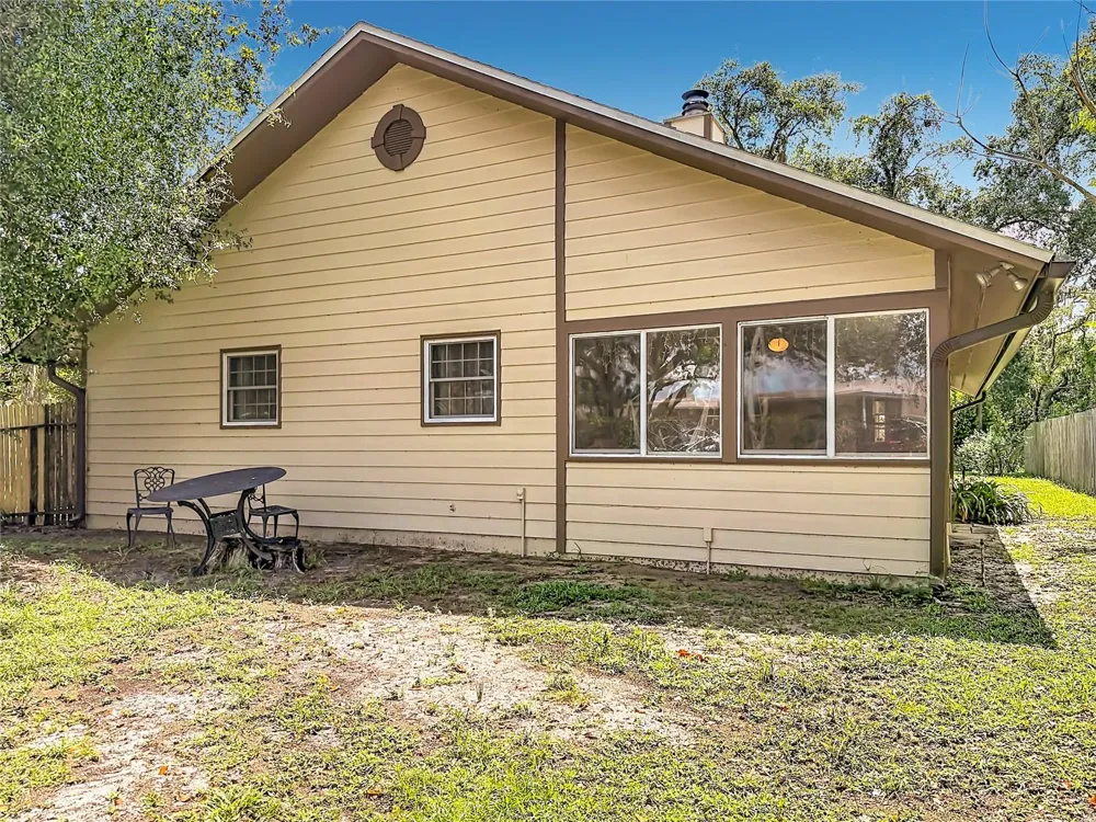 7104 BLEDSOE AVENUE Orlando, FL 32810