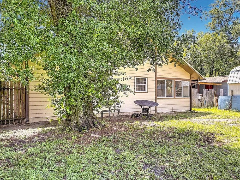 7104 BLEDSOE AVENUE Orlando, FL 32810