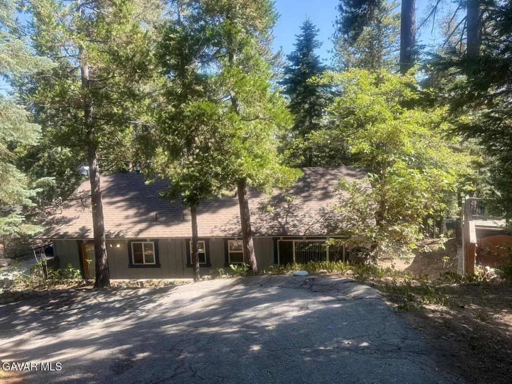 26578 Lake Forest Twin Peaks, CA 92391