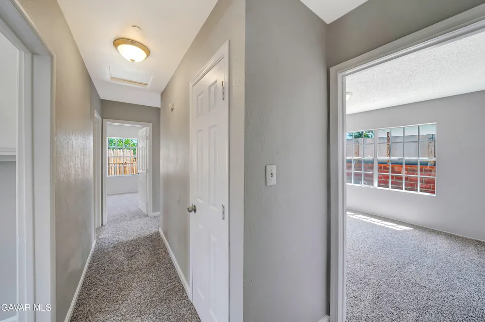 44258 Foxton Avenue Lancaster, CA 93535