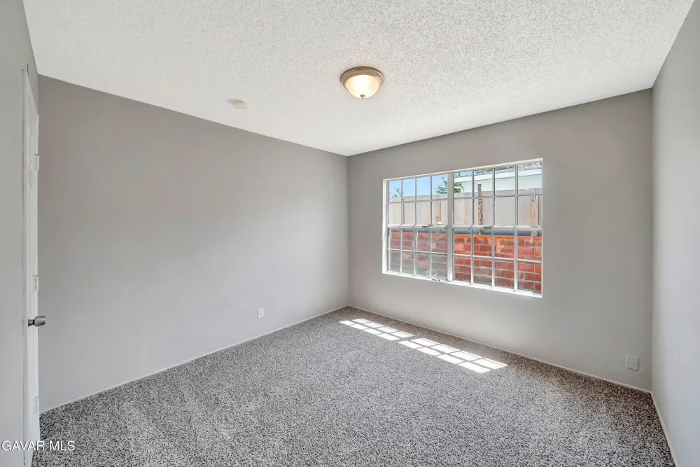 44258 Foxton Avenue Lancaster, CA 93535