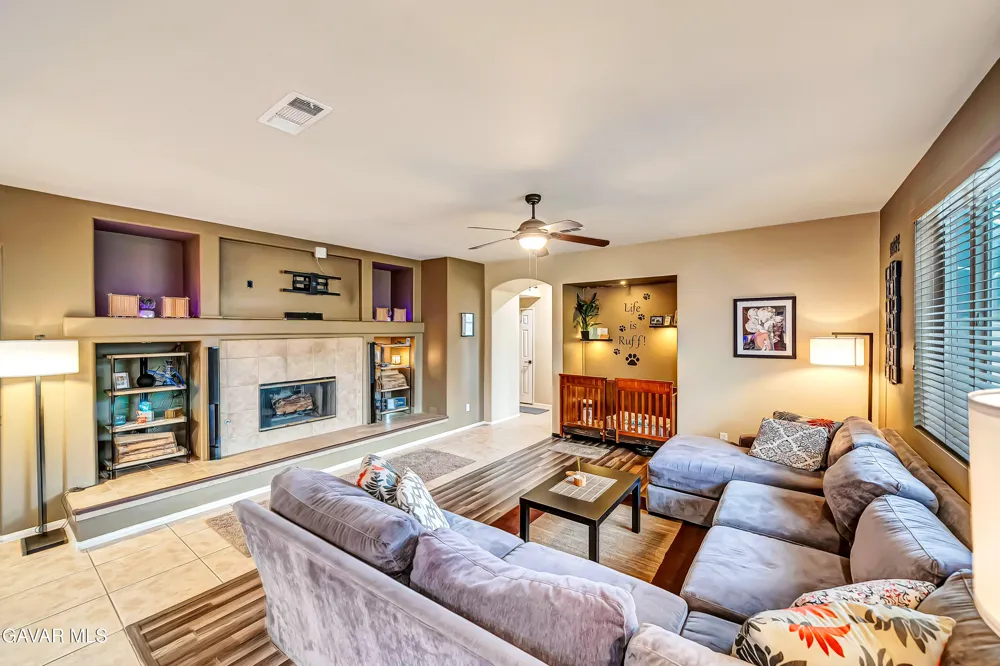 4659 W Avenue J13 Lancaster, CA 93536