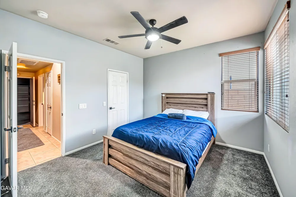4659 W Avenue J13 Lancaster, CA 93536