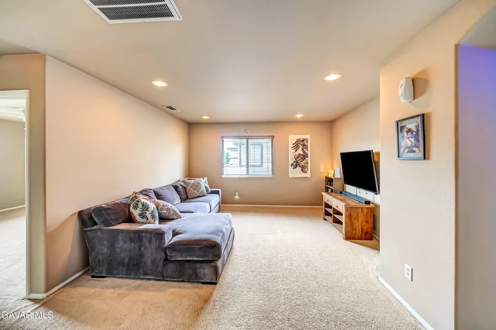 4659 W Avenue J13 Lancaster, CA 93536