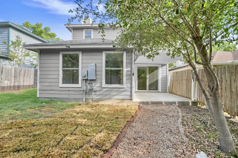 2109 Redwing Way Round Rock, TX 78664