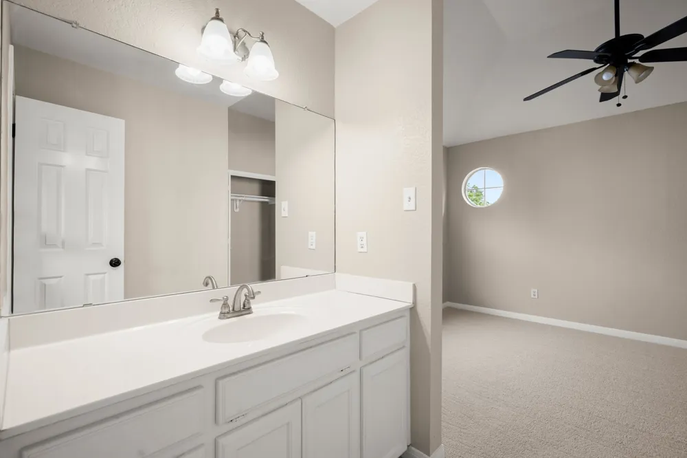 2109 Redwing Way Round Rock, TX 78664