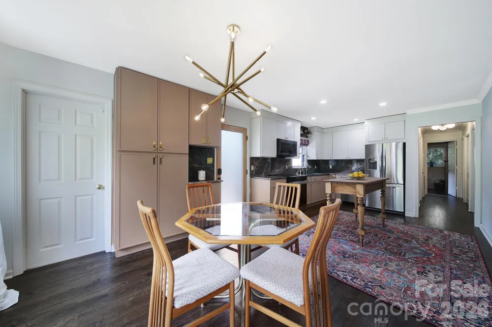 3335 Dunaire Drive Charlotte, NC 28205
