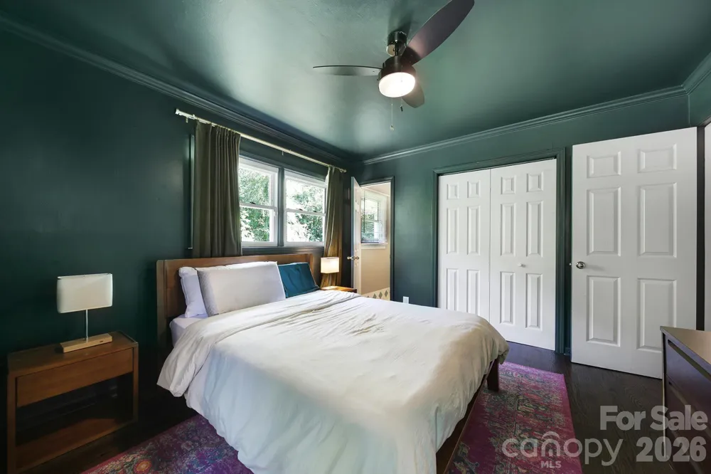3335 Dunaire Drive Charlotte, NC 28205