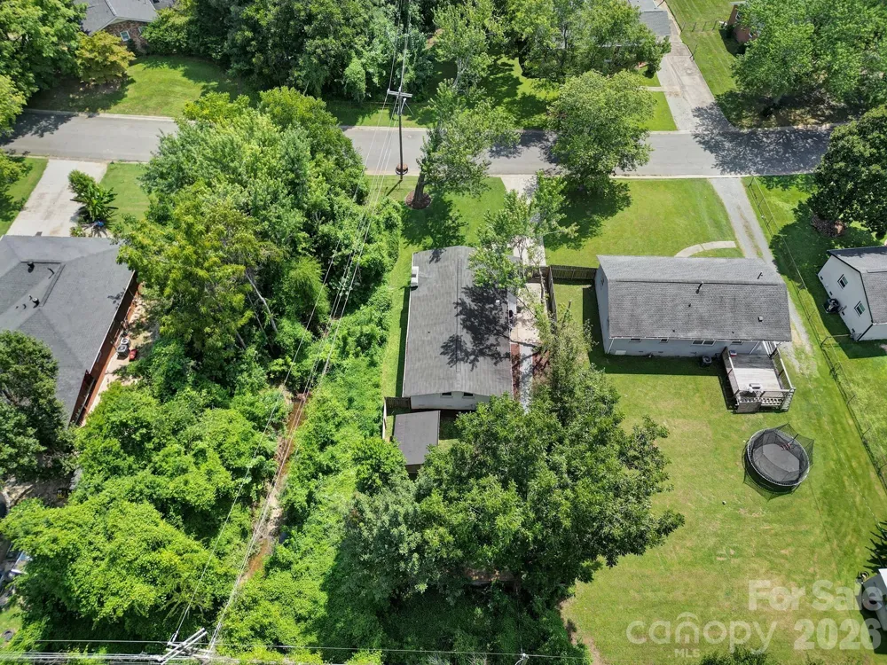 3335 Dunaire Drive Charlotte, NC 28205